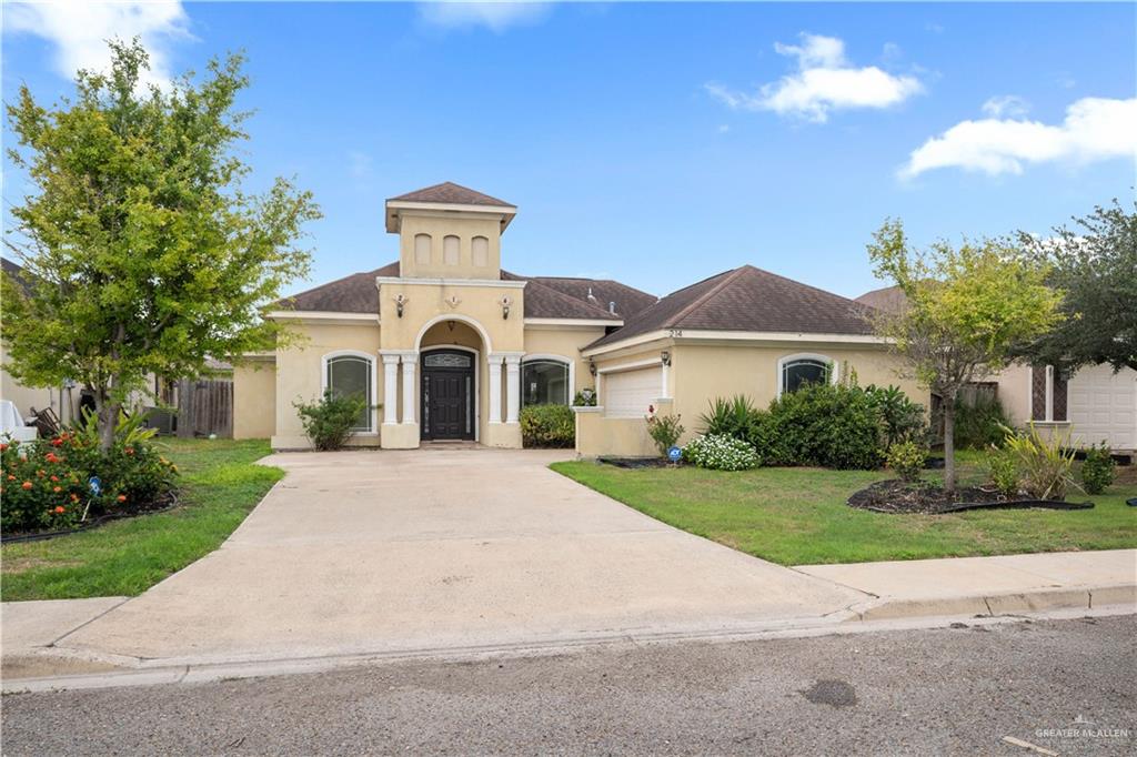 Single Family home at 214 17th Street, Hidalgo, Texas