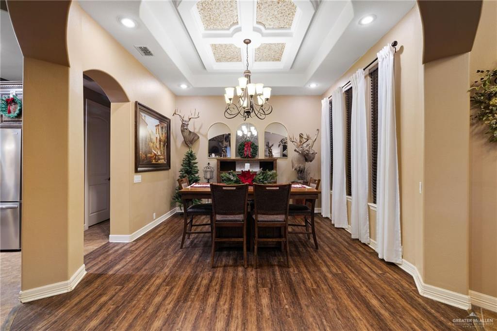 Photo 9 of 826 Coyote Drive