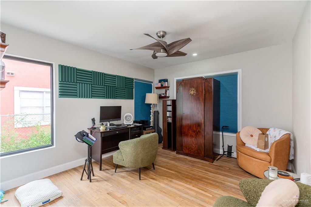 Photo 9 of 704 8th Street