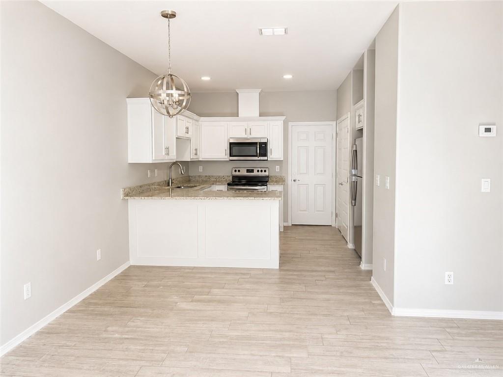 Photo 3 of 1804 Stauffer Street