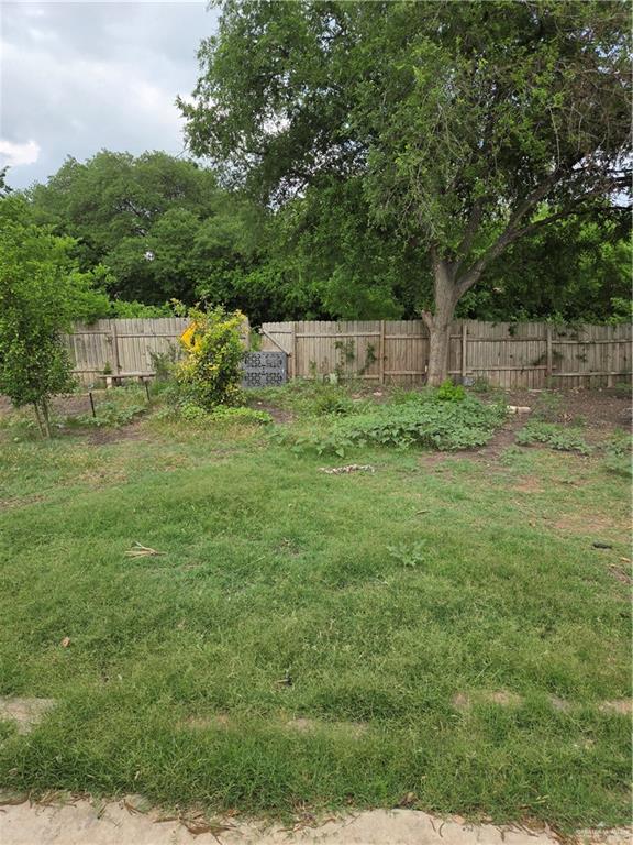 Photo 15 of 8326 Hastings Drive