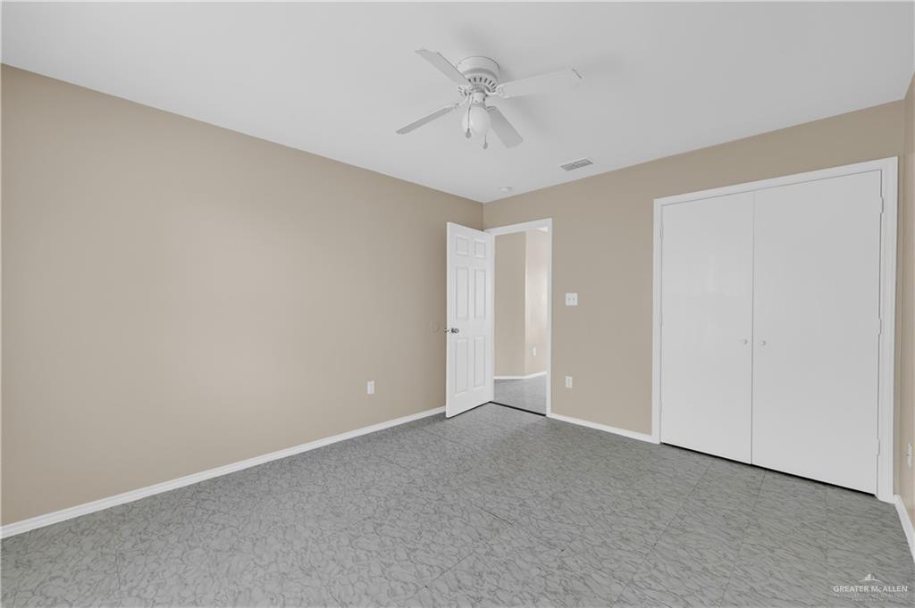 Photo 9 of 303 Gastel Circle