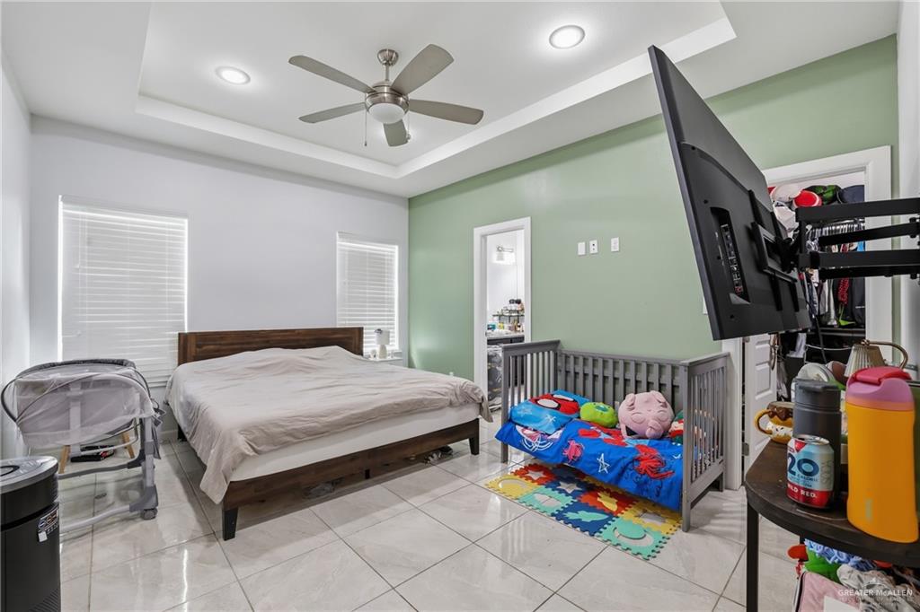 Photo 5 of 715 Delma Street