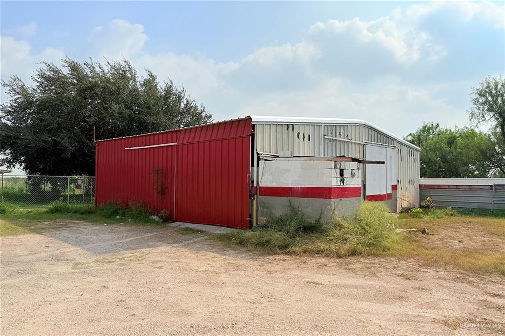 Photo 7 of 6106 La Homa Road