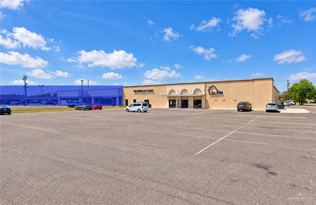 Photo 1 of 300 Colonel Rowe Boulevard, McAllen