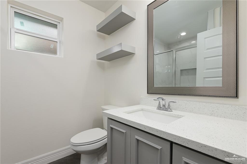 Photo 9 of 2303 King Drive