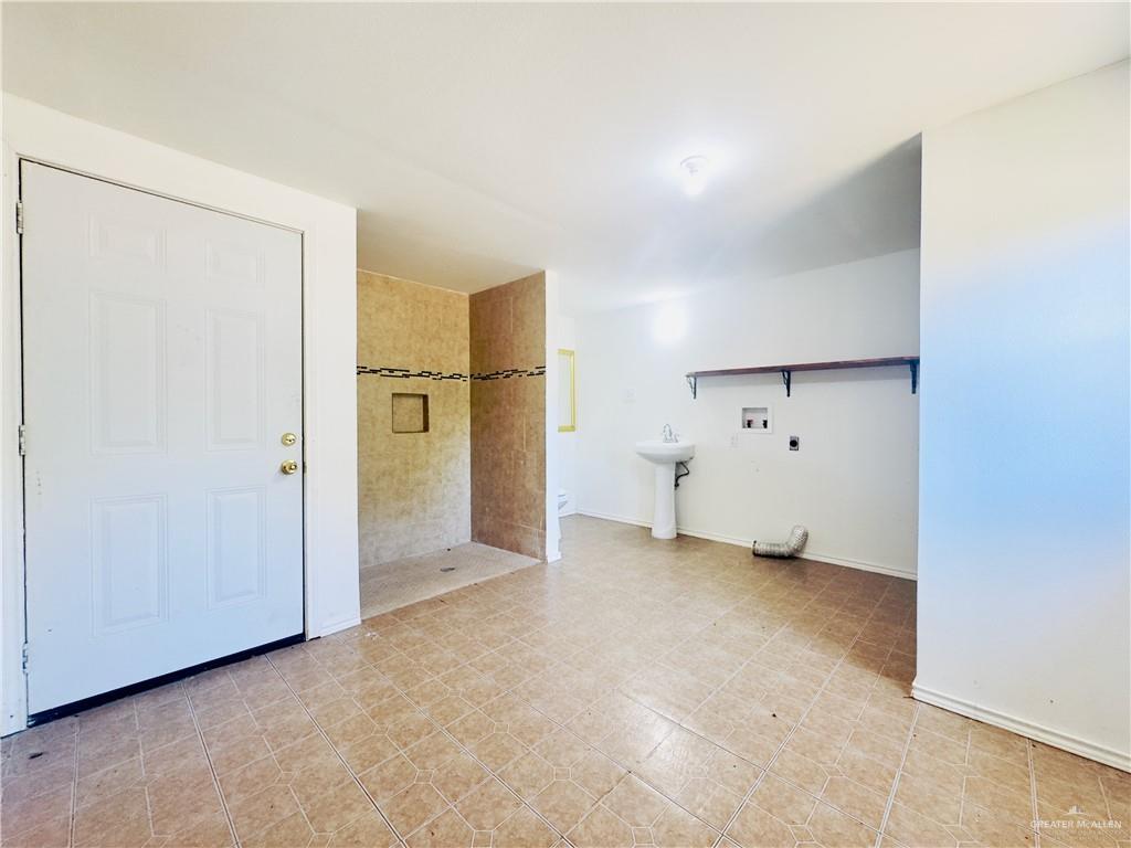 Photo 18 of 29163 Lincoln Avenue