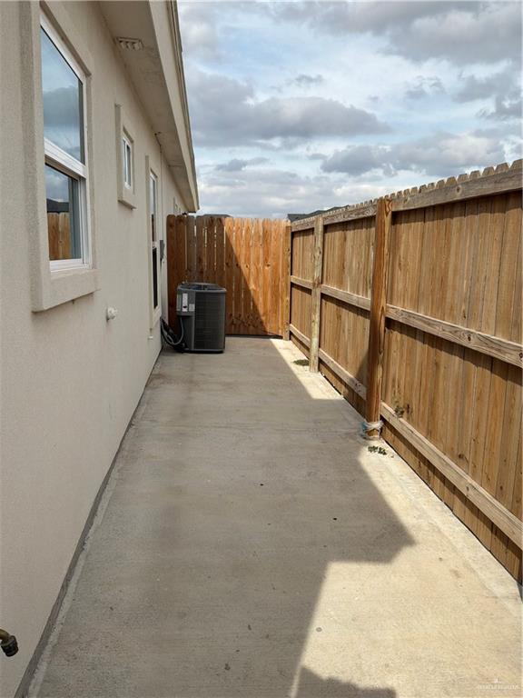 Photo 6 of 3900 Ventura Avenue #1