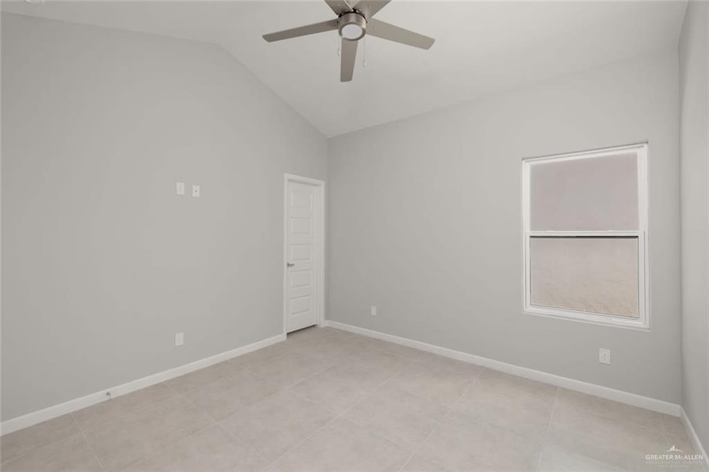 Photo 6 of 708 Oriole Road