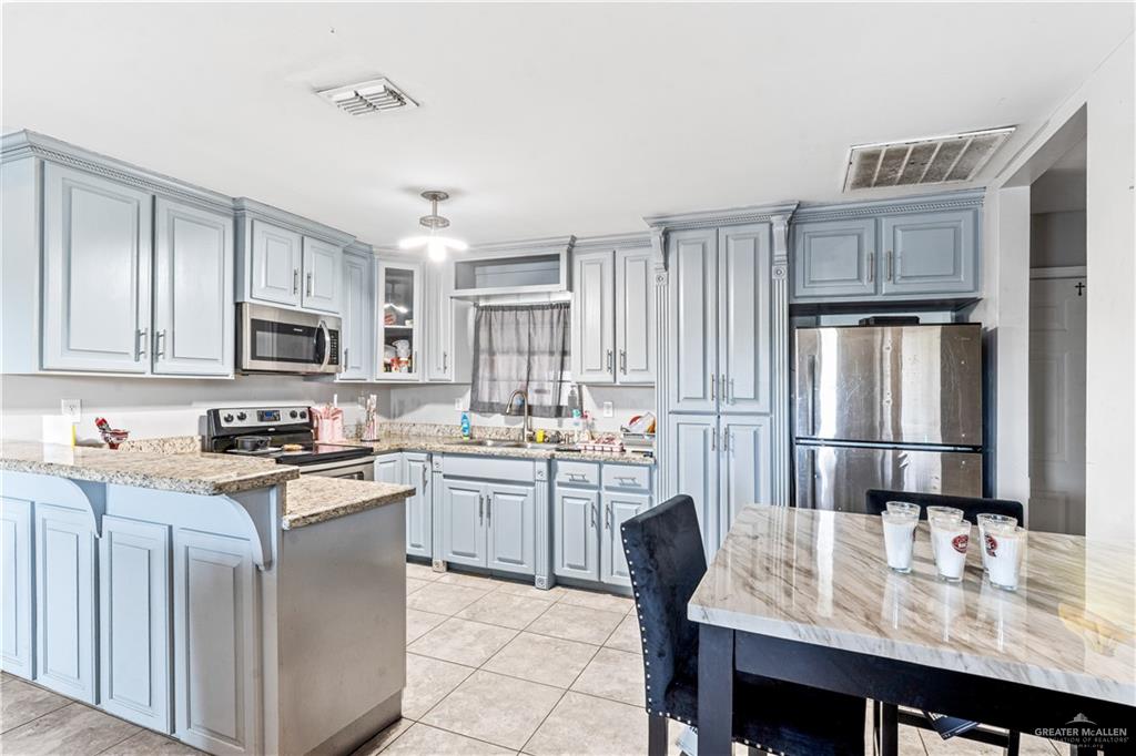 Photo 5 of 211 86th Street