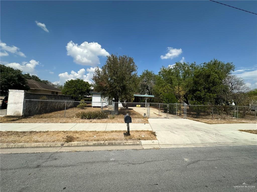 Photo 2 of 3012 Helena Avenue