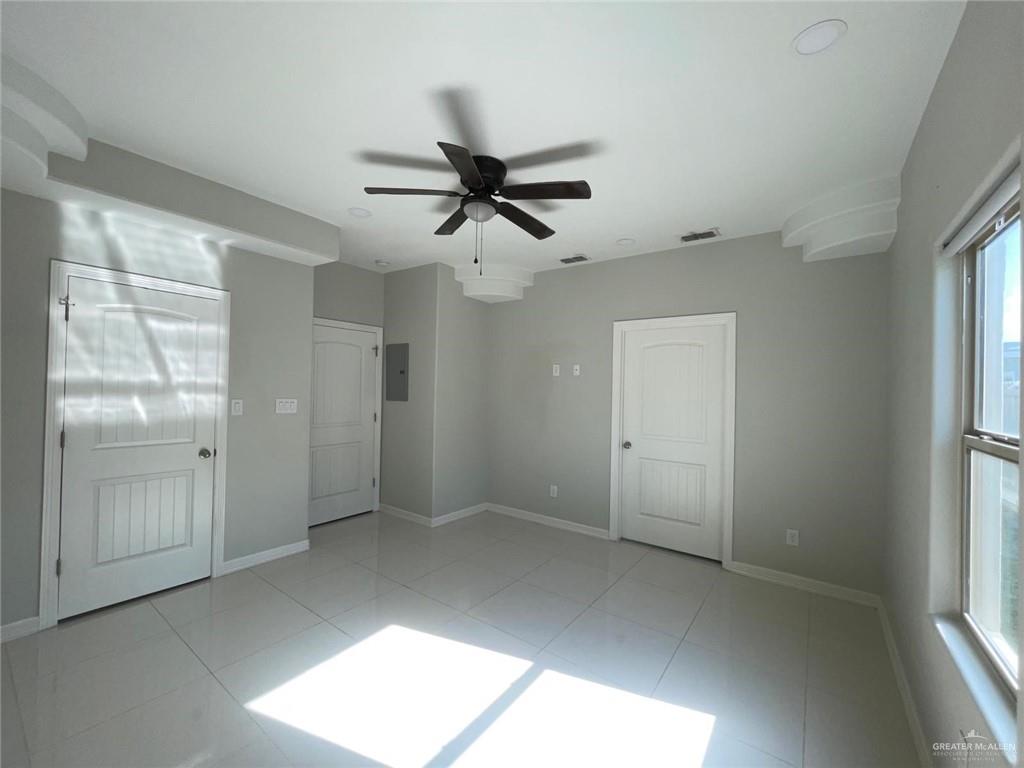 Photo 17 of 208 Rutherford Avenue #2