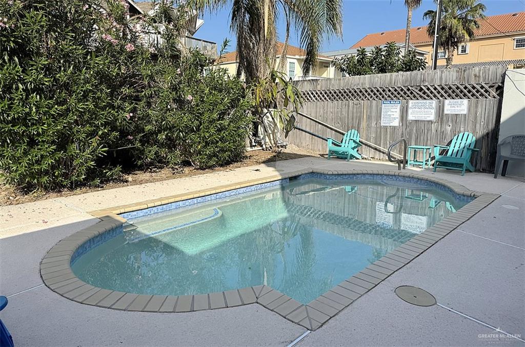 Photo 42 of 124 Retama Street