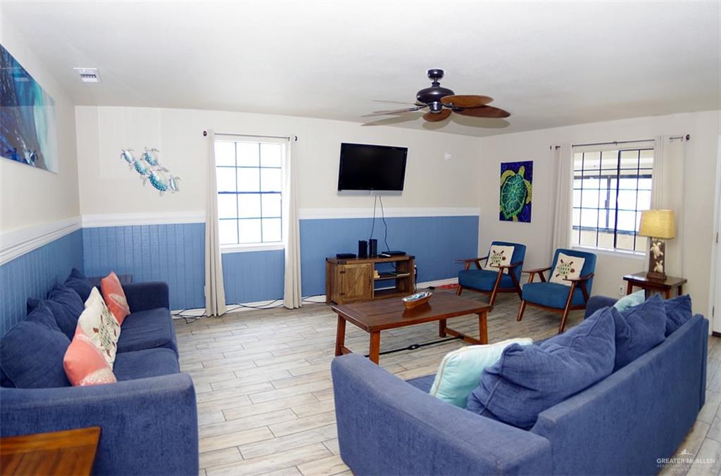 Photo 6 of 124 Retama Street