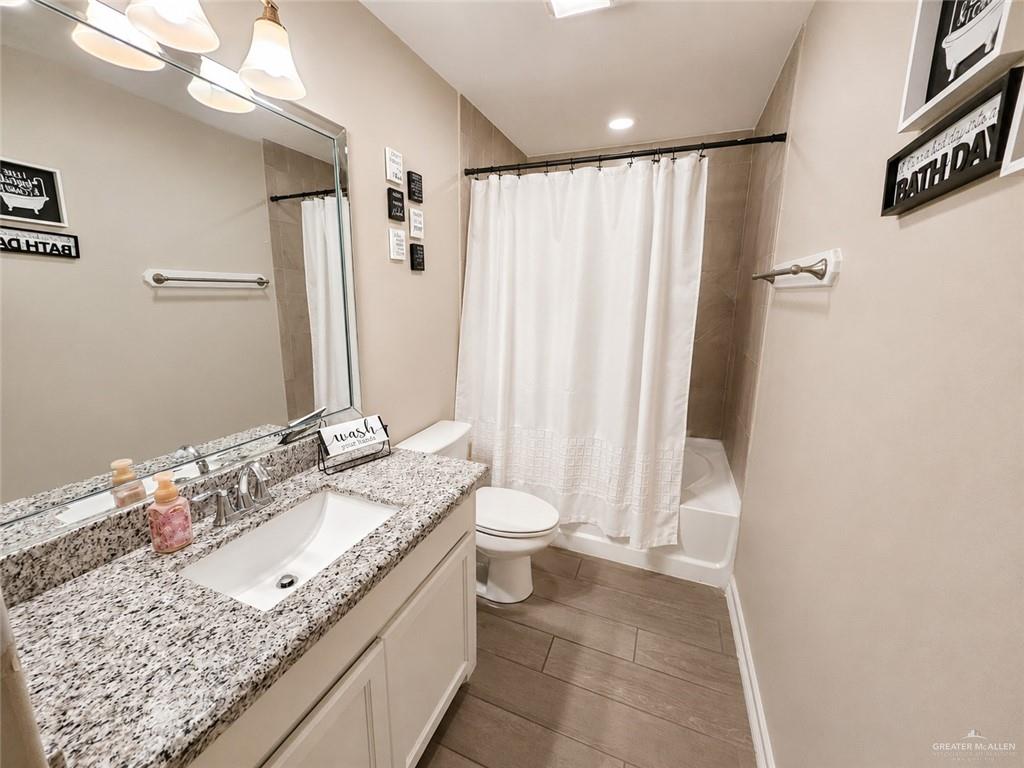 Photo 10 of 3816 Zenaida Avenue