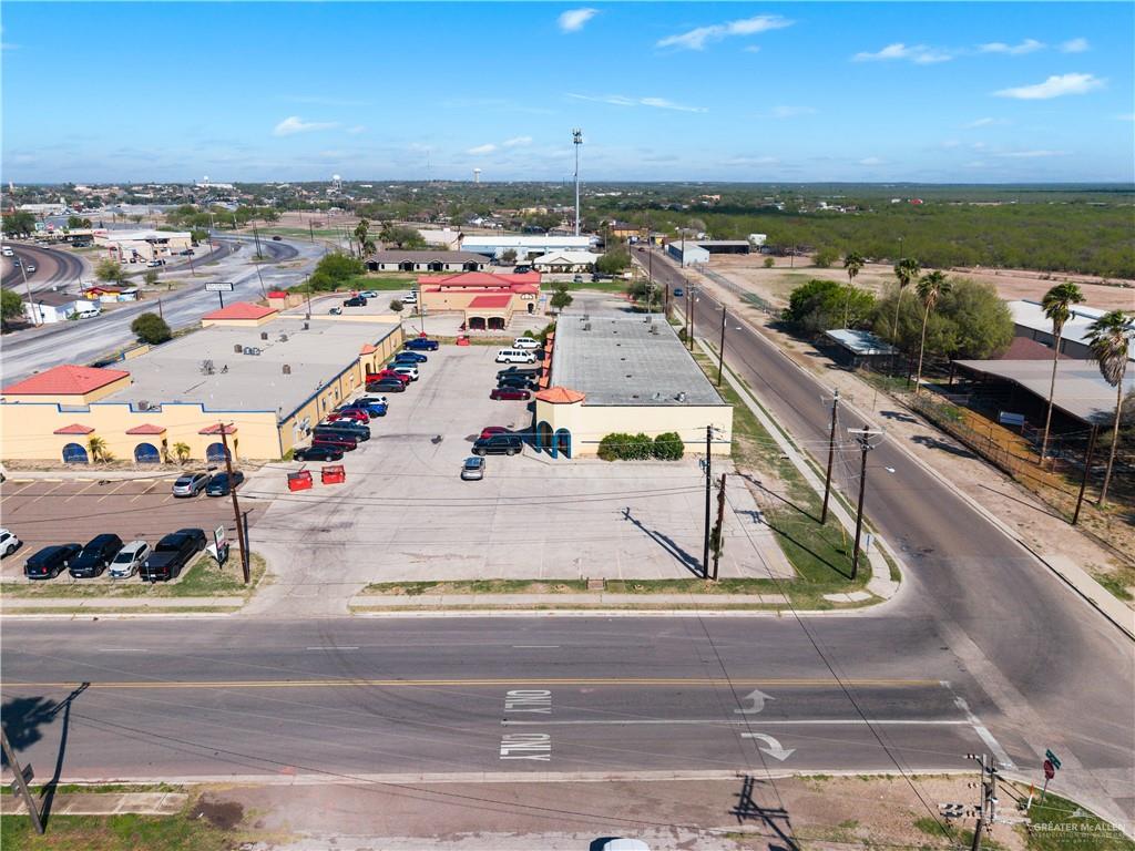 Photo 3 of 1639 San Benito Street