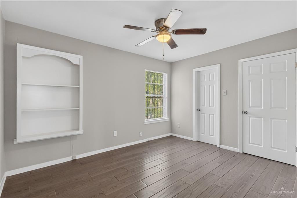 Photo 7 of 2105 Camellia Avenue