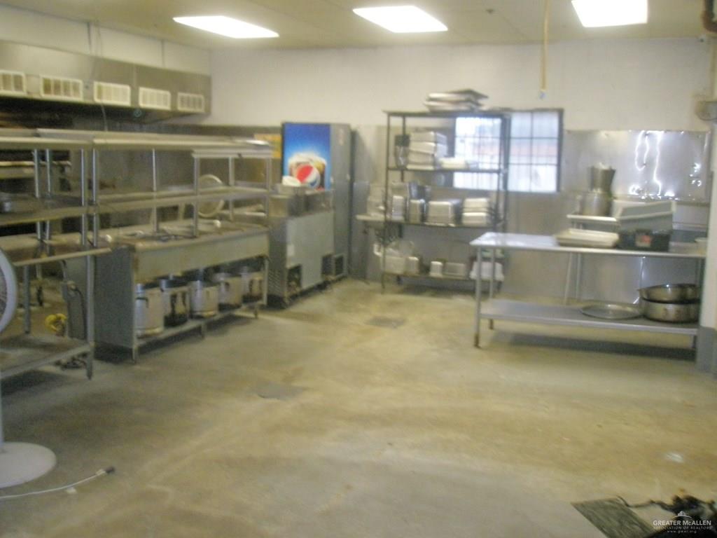 Photo 12 of 2708 Texas Boulevard