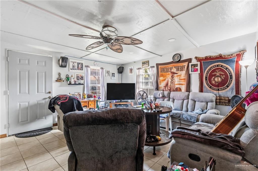 Photo 14 of 2124 Hawk Avenue