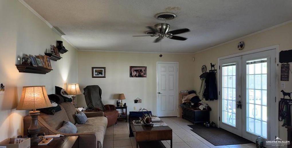 Photo 4 of 2219 Ella Avenue