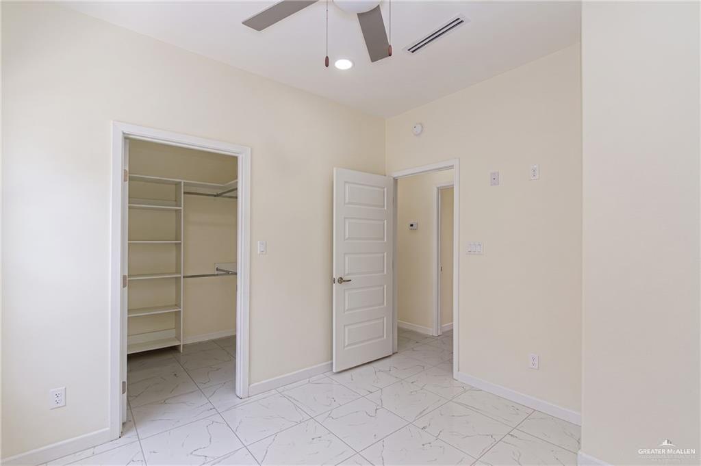 Photo 6 of 2605 Hilltop Avenue