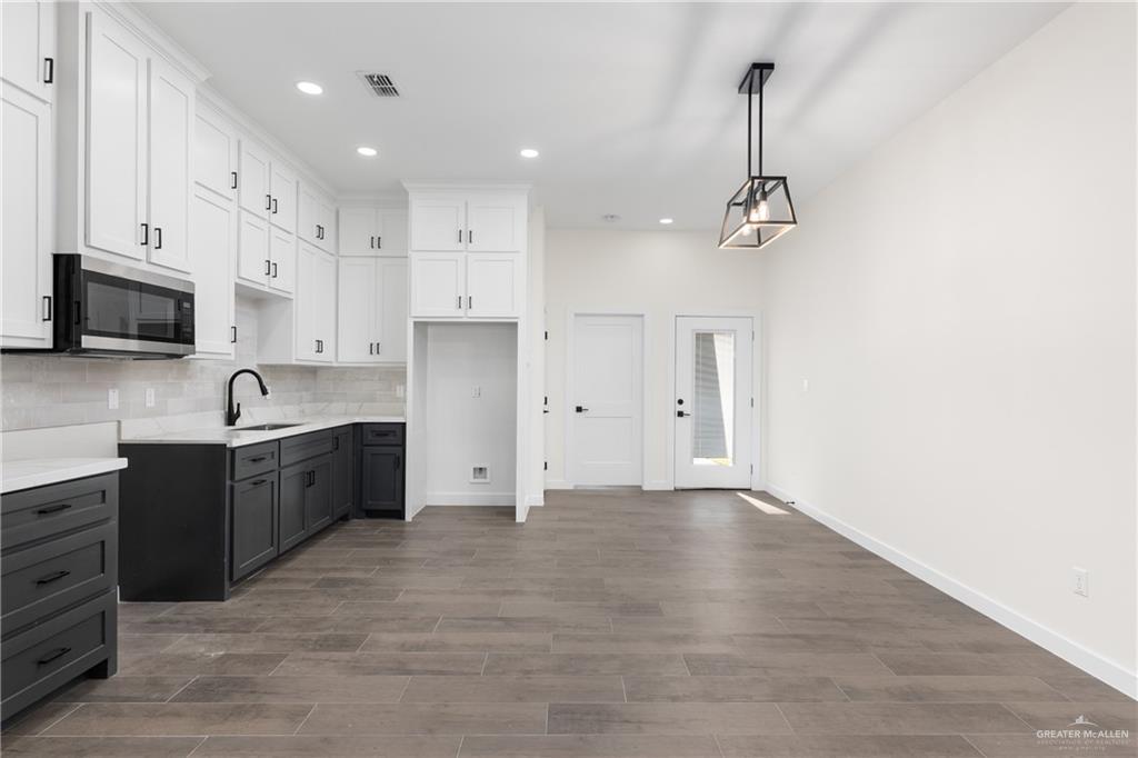 Photo 5 of 703 25th Street