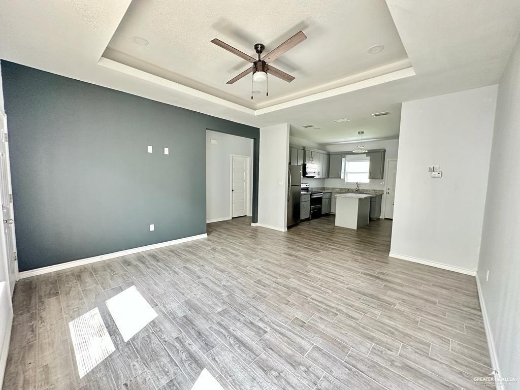 Photo 8 of 2812 Rosemary Drive #1