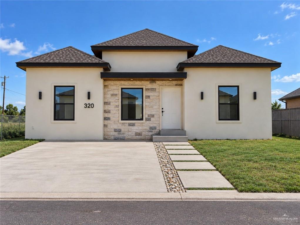 Photo 2 of 320 Barcelona Drive