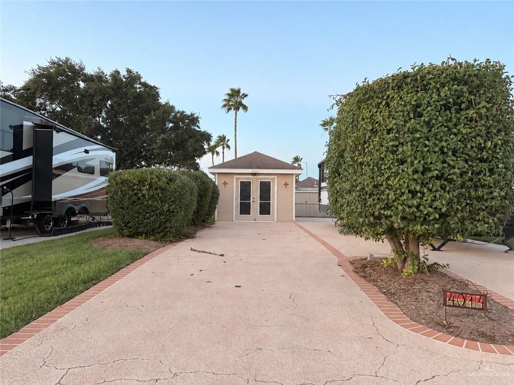 Photo 2 of 4014 Lark Drive