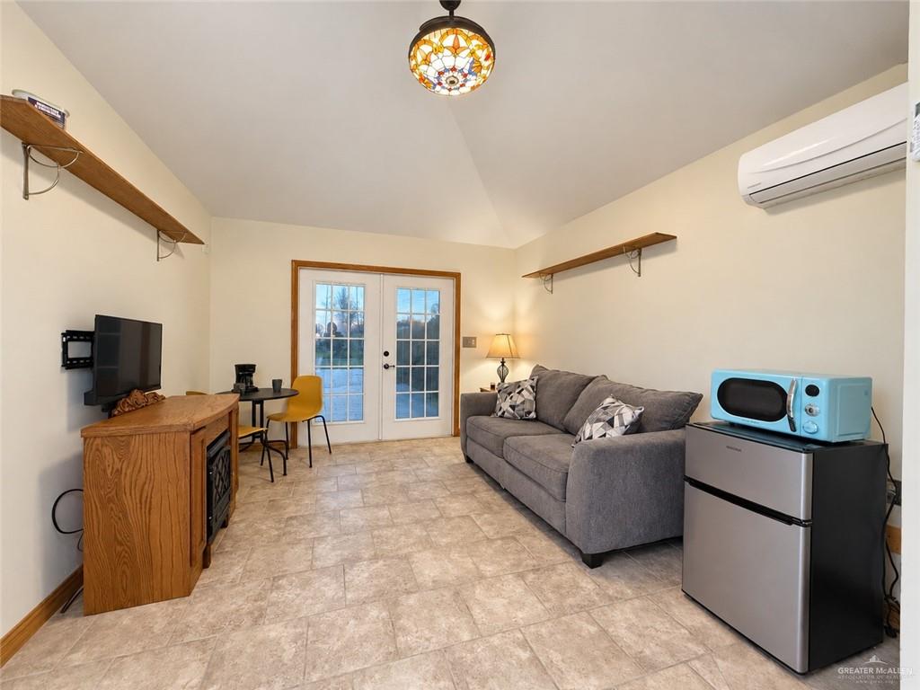 Photo 6 of 4014 Lark Drive