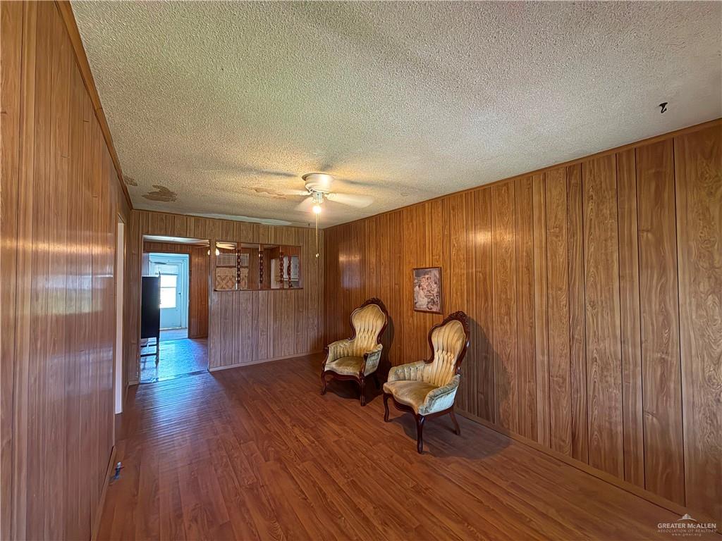 Photo 3 of 1520 7th Street