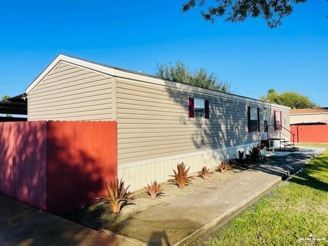 Photo 2 of 1501 Meadow Drive