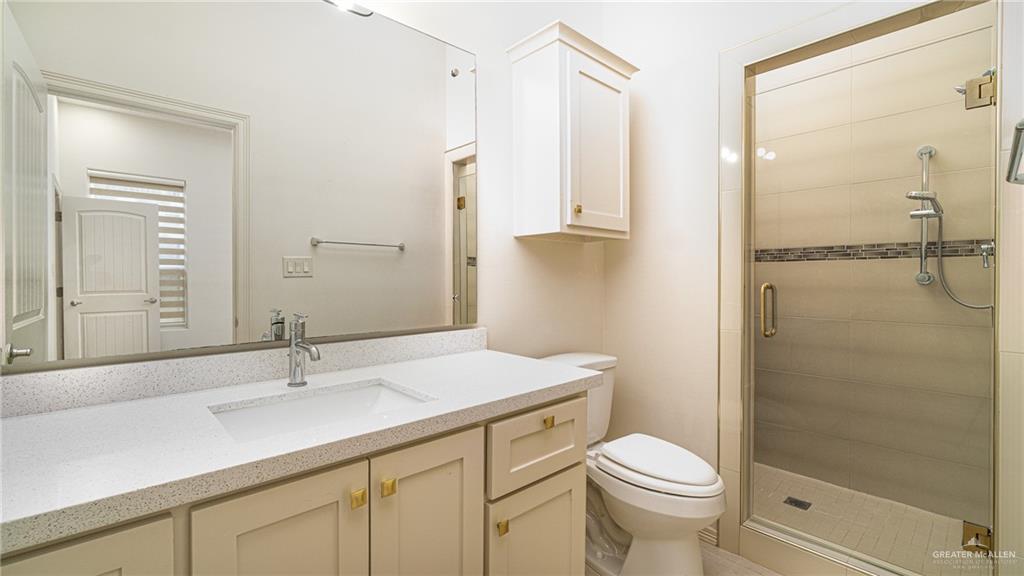 Photo 4 of 2313 Baylor Avenue