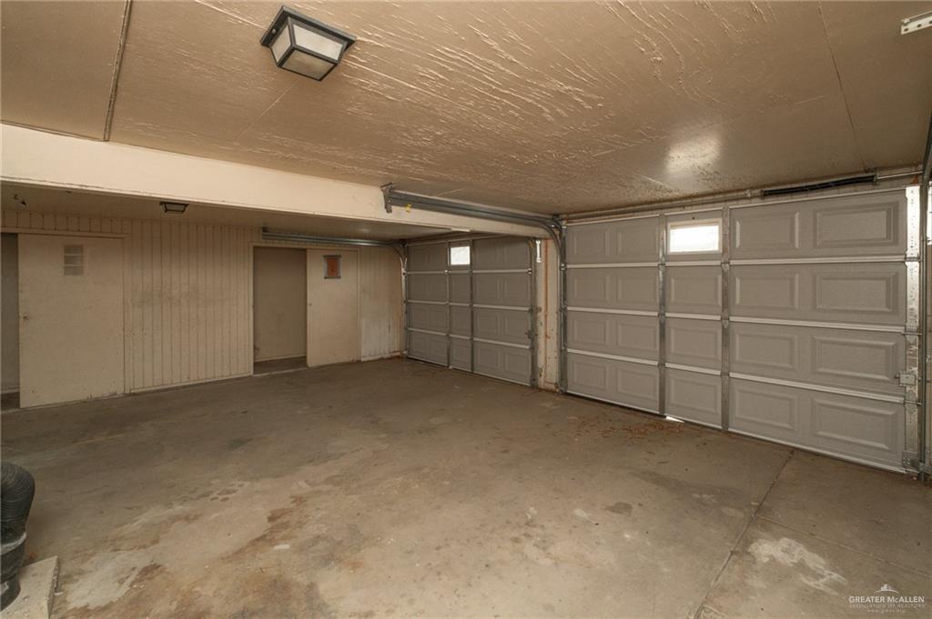 Photo 35 of 719 Walnut Avenue
