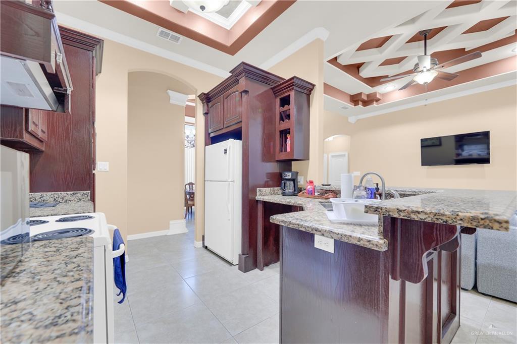 Photo 8 of 5012 Dogwood Street