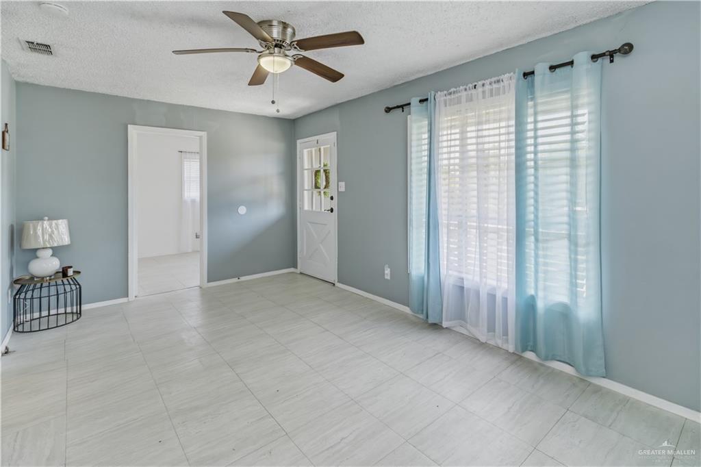 Photo 4 of 518 10th Street