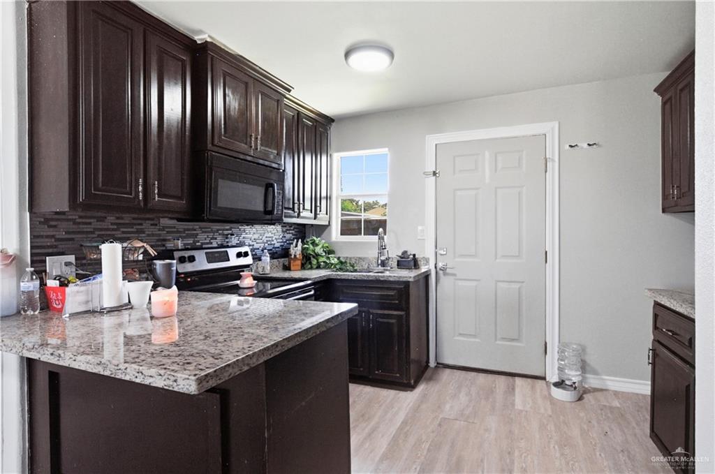 Photo 7 of 232 Spanish Oak Drive