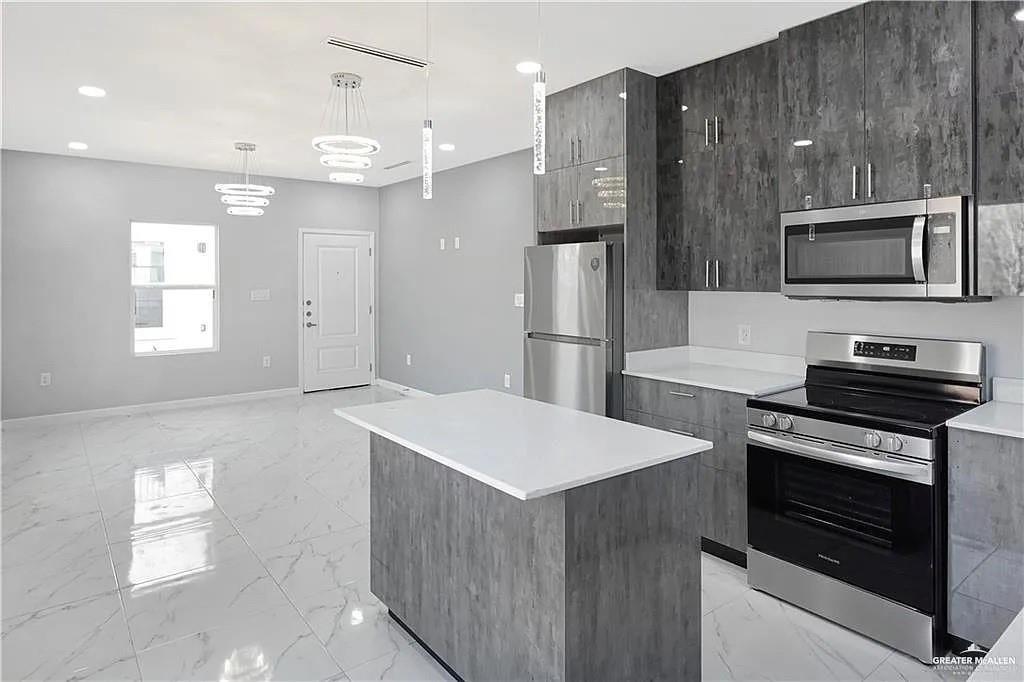 Photo 6 of 3517 Dominique Drive #4