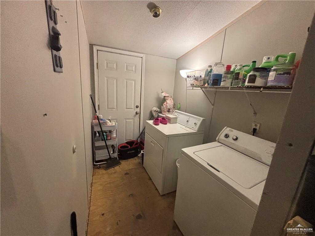 Photo 6 of 8204 Jubilee Boulevard