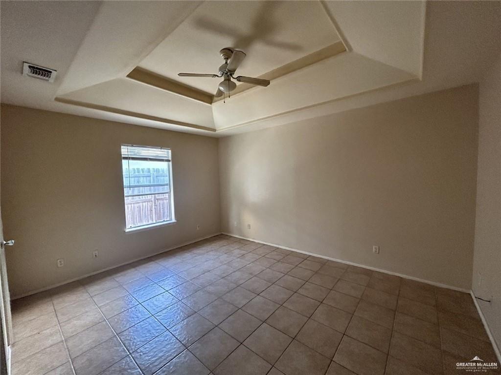 Photo 8 of 1803 Douglas Street #3