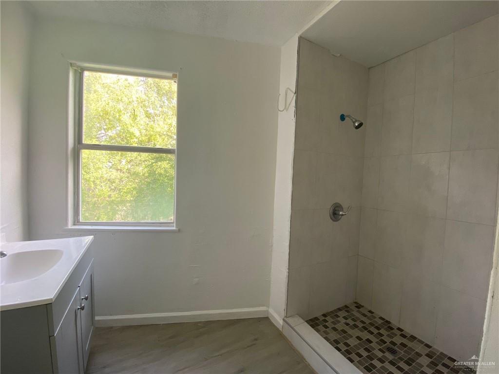Photo 7 of 521 Sprague Street #3
