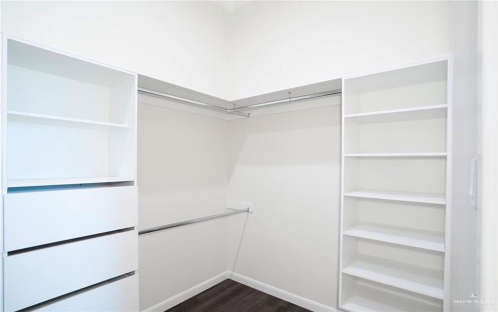 Photo 11 of 2914 Dhalia Drive