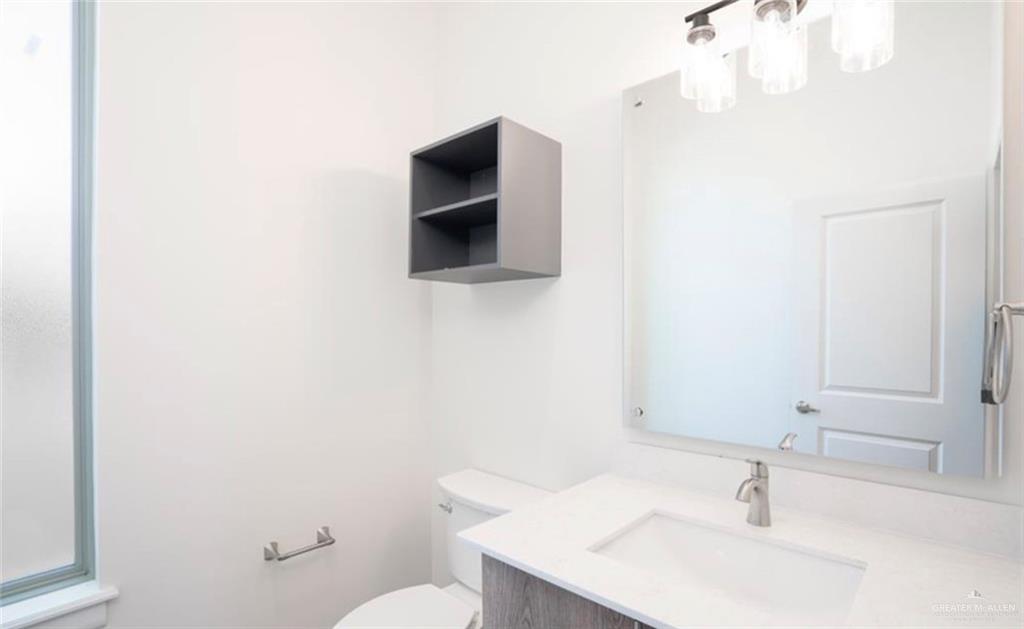 Photo 13 of 2914 Dhalia Drive