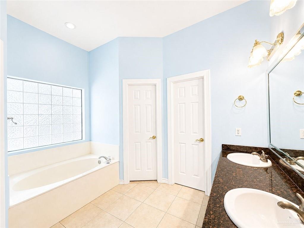 Photo 13 of 1717 Chayna Avenue