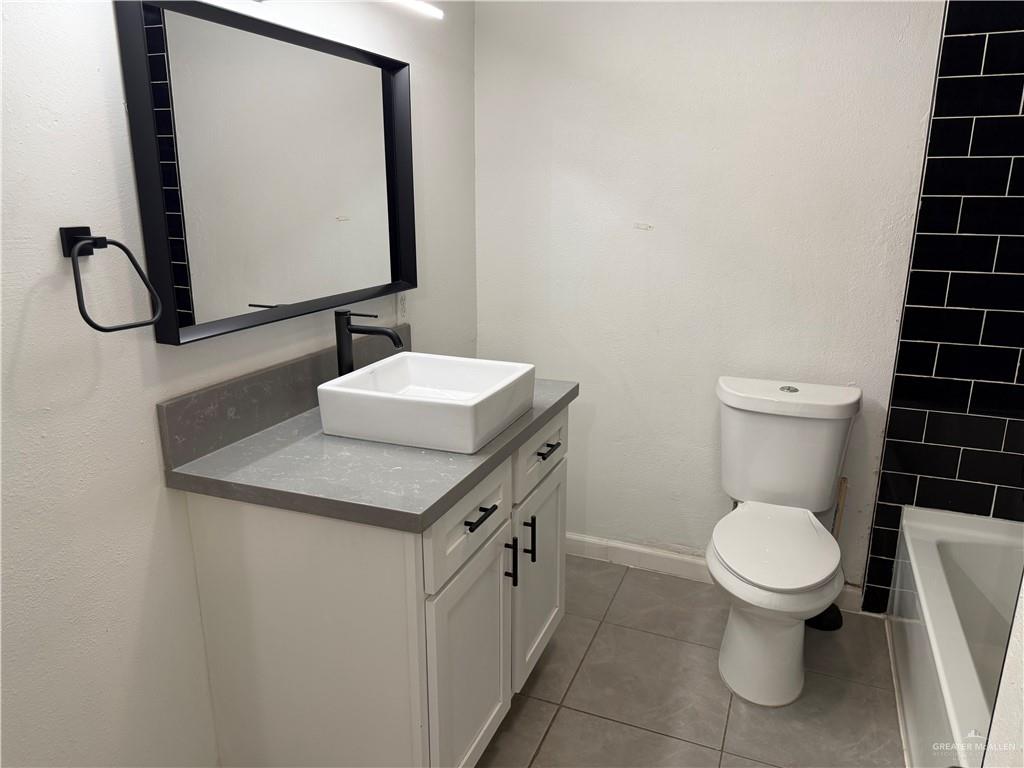 Photo 17 of 401 Boca Chica Boulevard #305