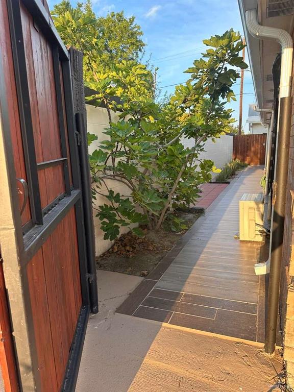 Photo 40 of 2704 6th Street
