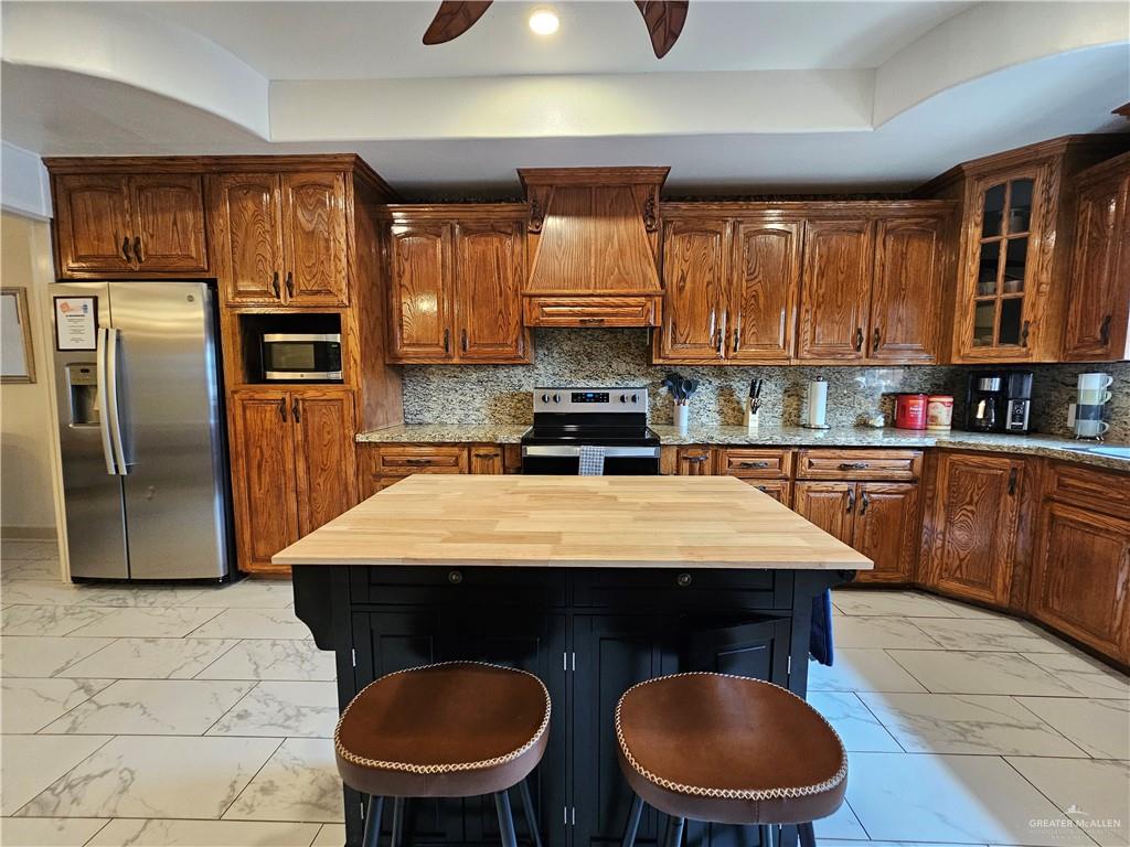 Photo 9 of 2704 6th Street