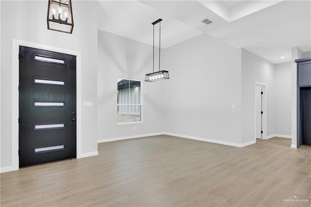 Photo 5 of 1573 Navel Street