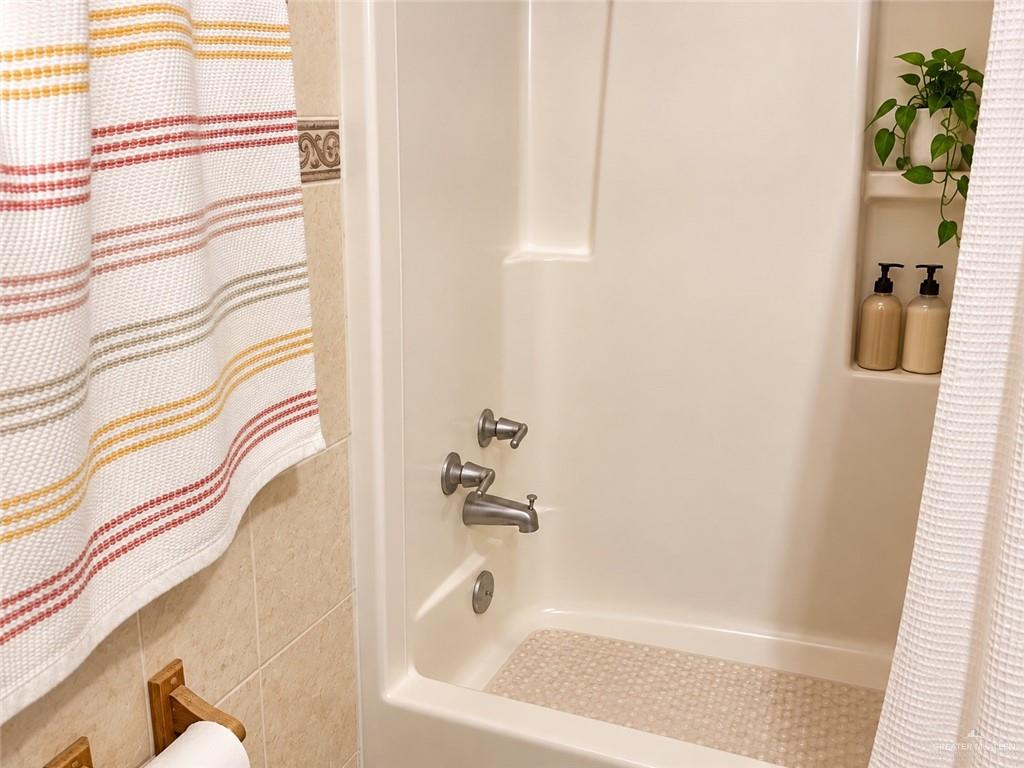 Photo 10 of 845 Roble Street